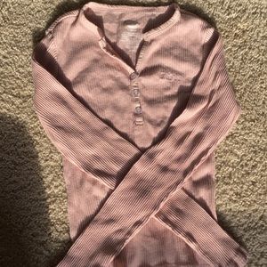 Fitted long sleeve tee